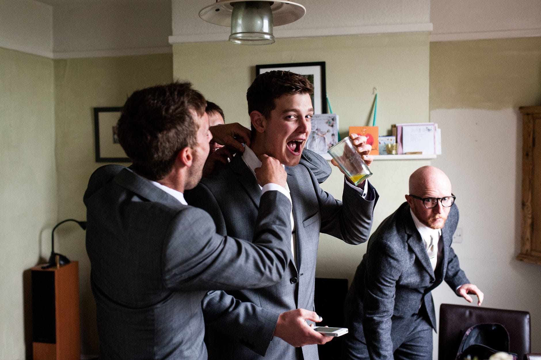 funny wedding photograph