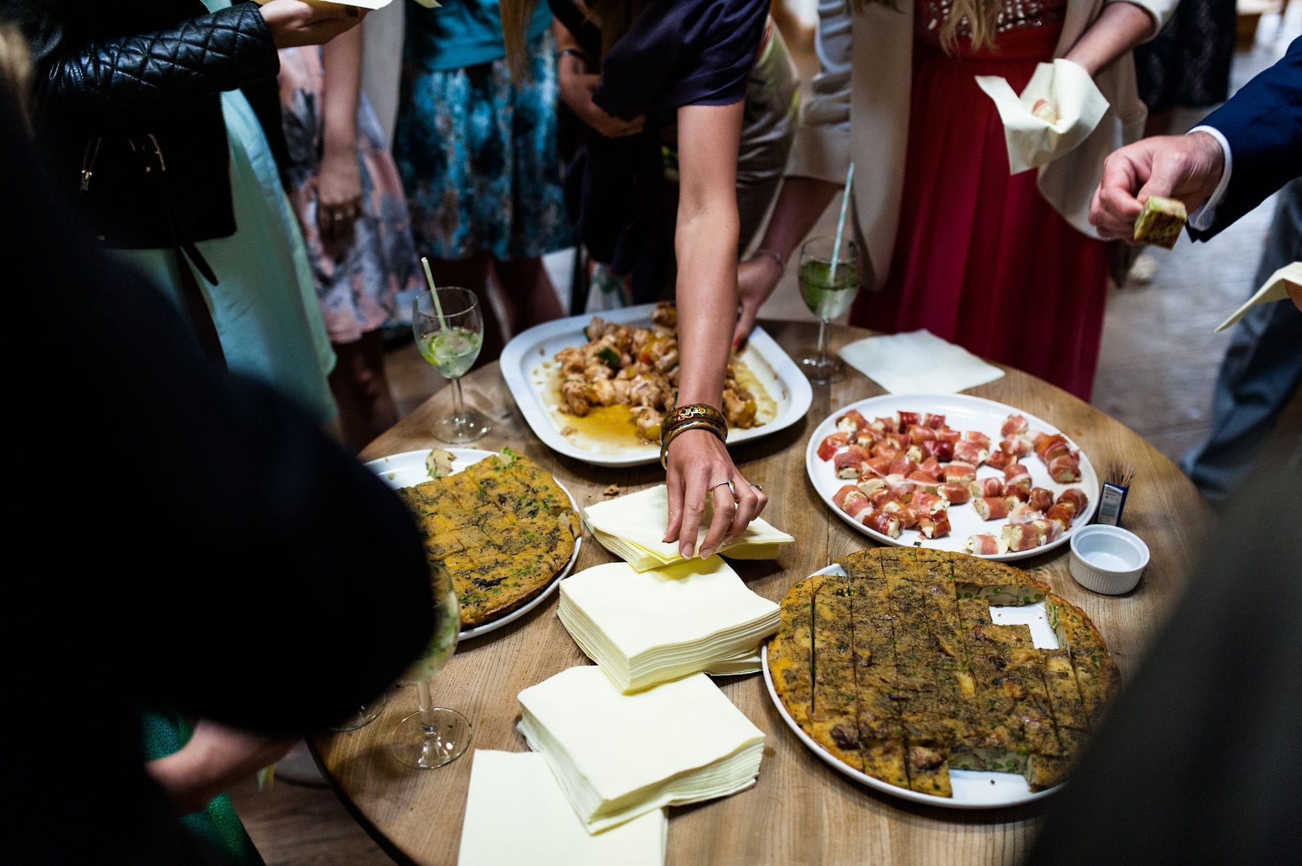 wedding guests eating