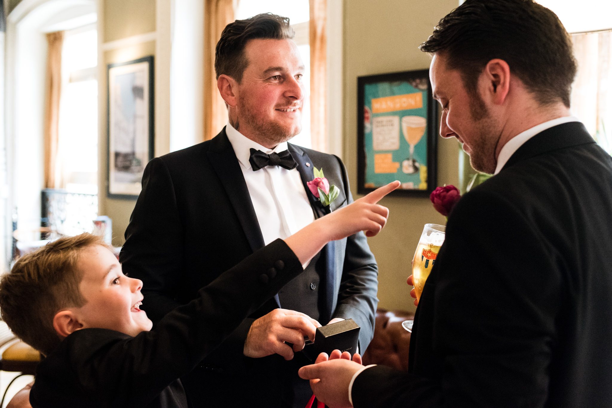 groom and best man before the wedding