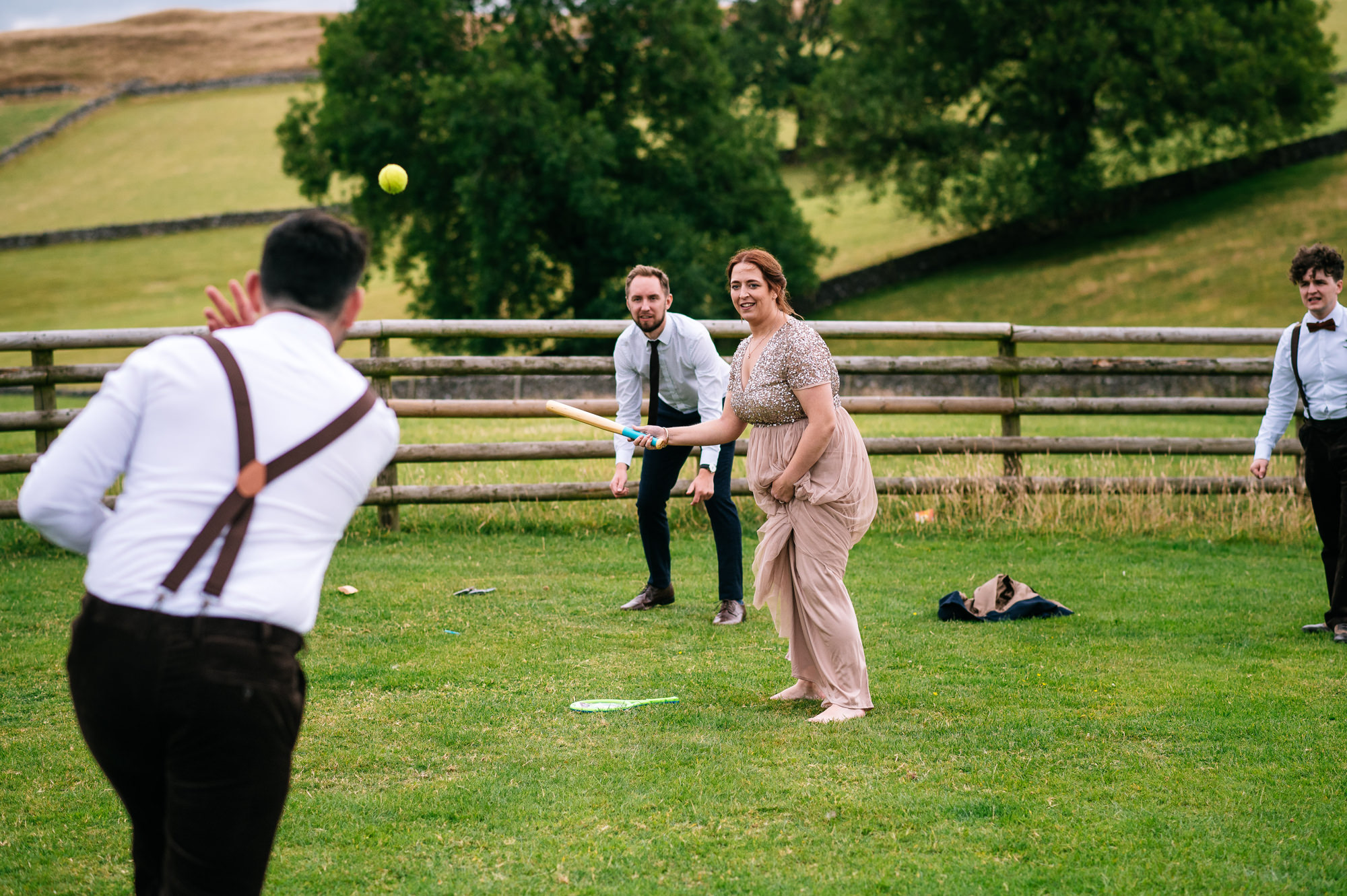 bridesmaid playing rounders